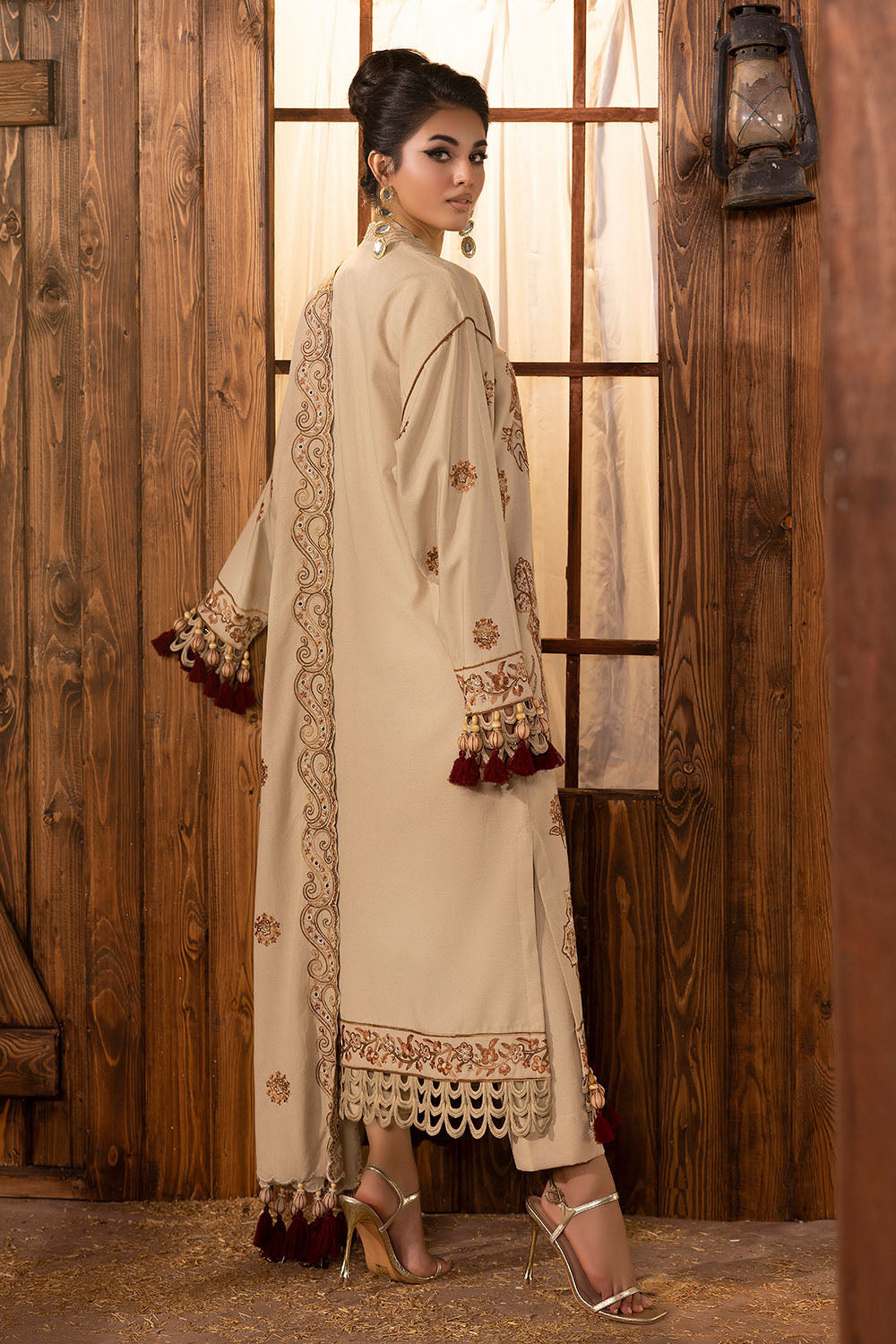 3 Piece Embroidered Karandi Suit with Dupatta AY-52004