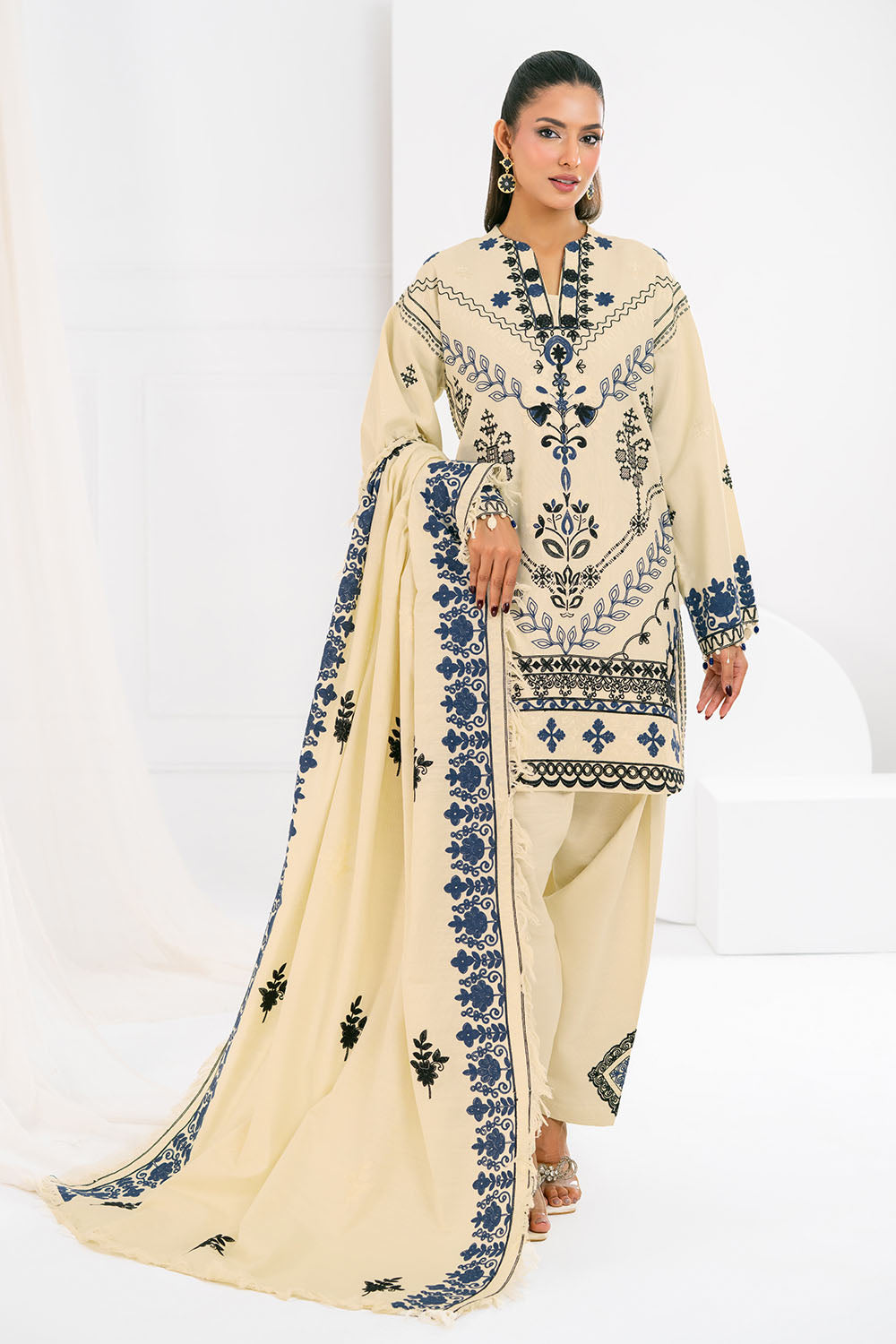 3 Piece Embroidered Khaddar Suit with Dupatta K-52011