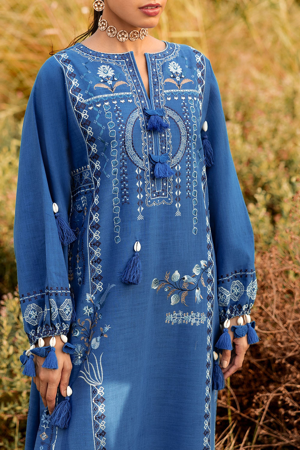 2 Piece Embroidered Khaddar Suit with Borders and Sleeve Bunches on Organza TK-52007