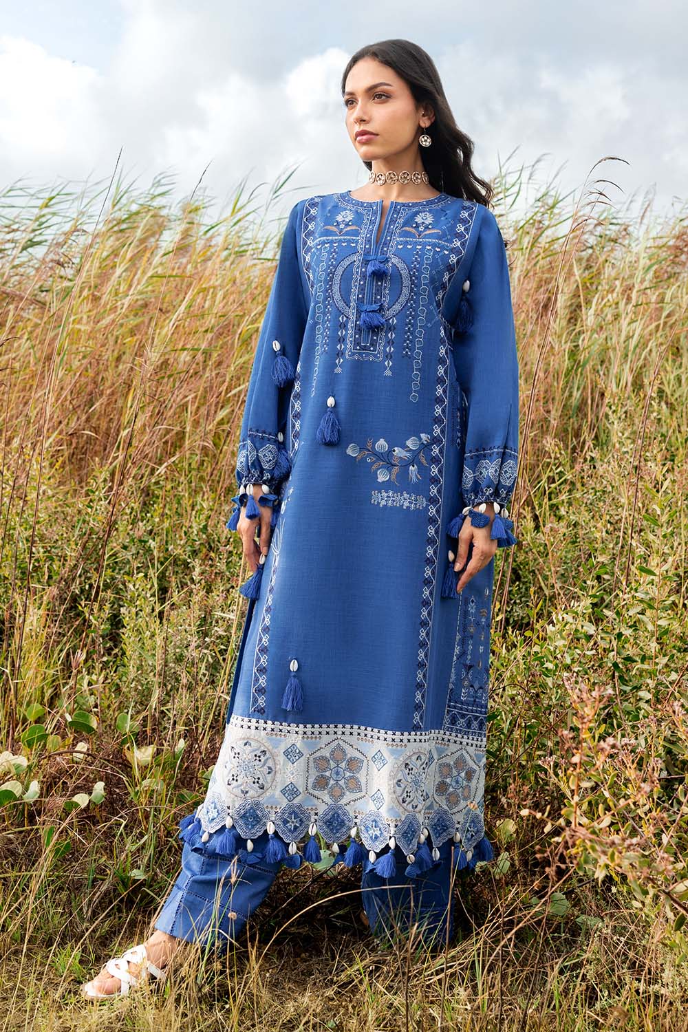 2 Piece Embroidered Khaddar Suit with Borders and Sleeve Bunches on Organza TK-52007