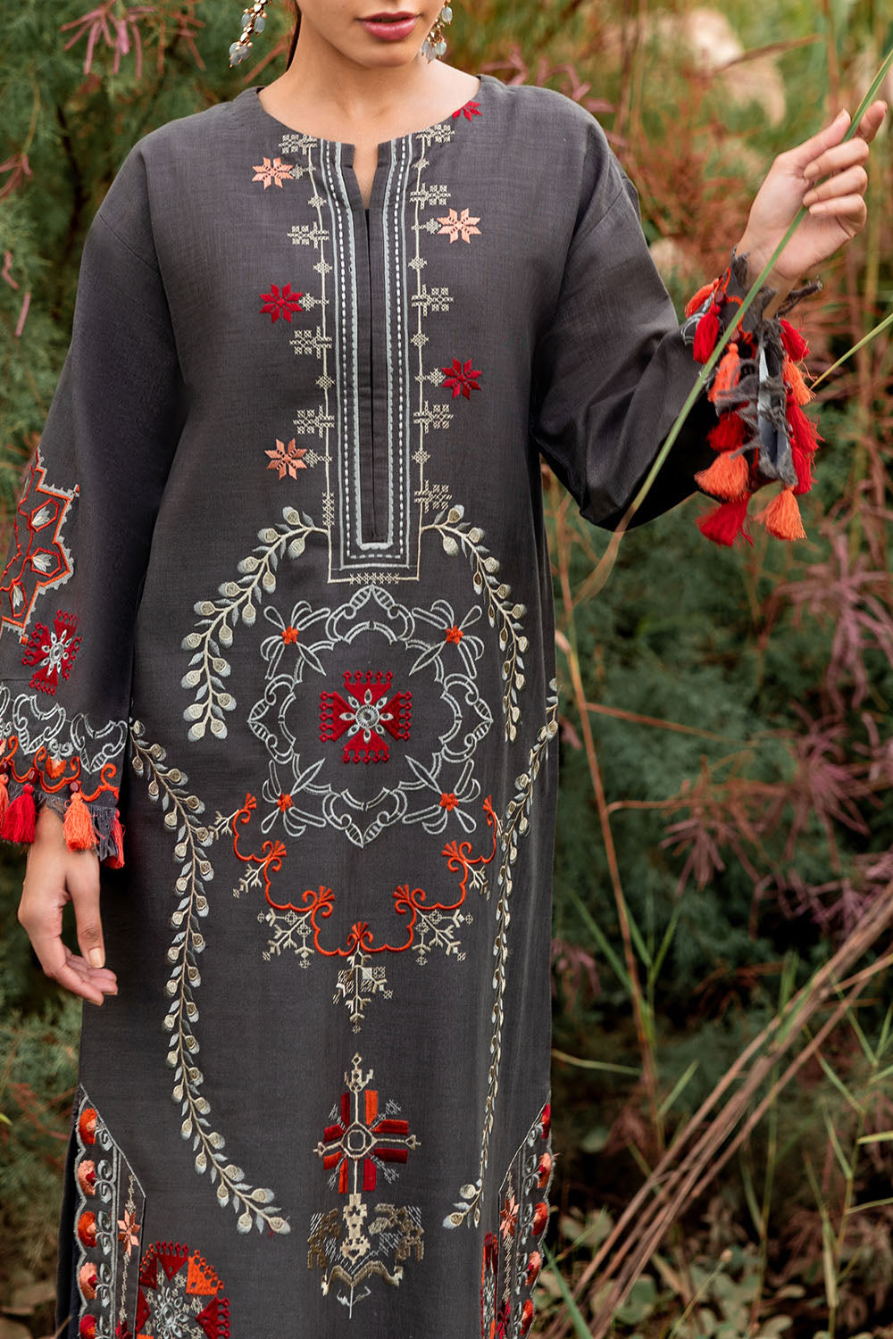 2 Piece Embroidered Khaddar Suit with Borders Chalk Lace and Bunches TK-52008