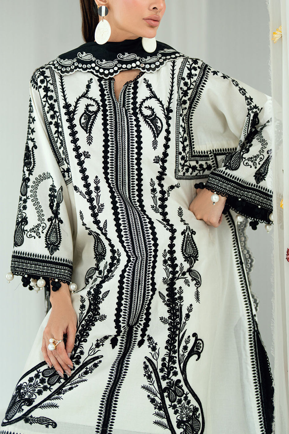 3 Piece Embroidered Lawn Suit with Embroidered Denting Dupatta