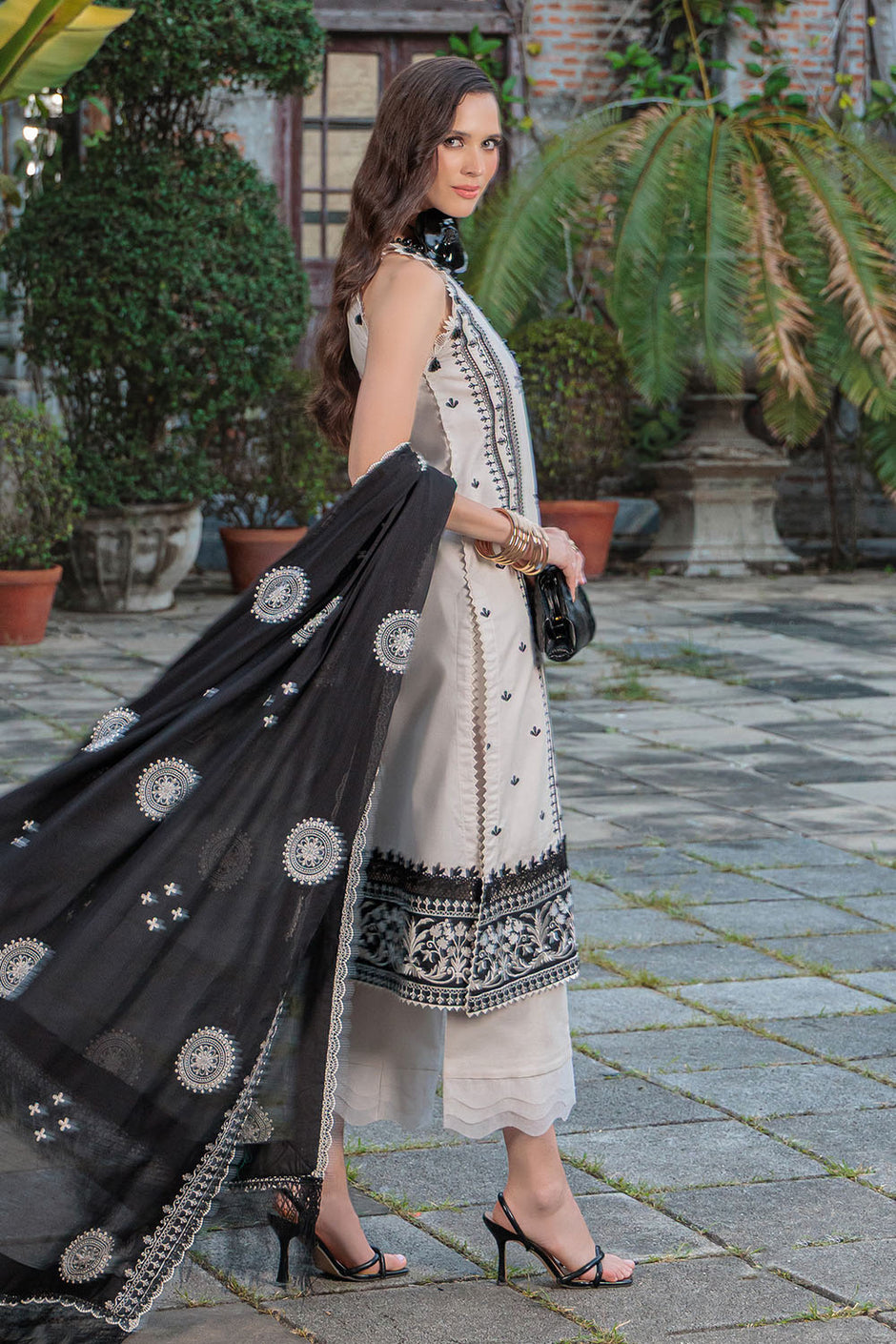 3 Piece Embroidered Lawn Suit with Embroidered Denting Dupatta