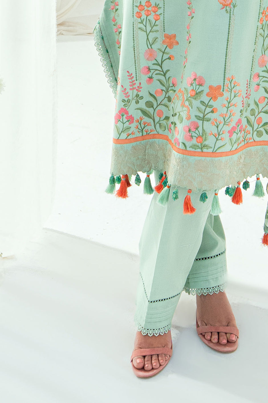3 Piece Embroidered Lawn Suit with Embroidered Denting Dupatta
