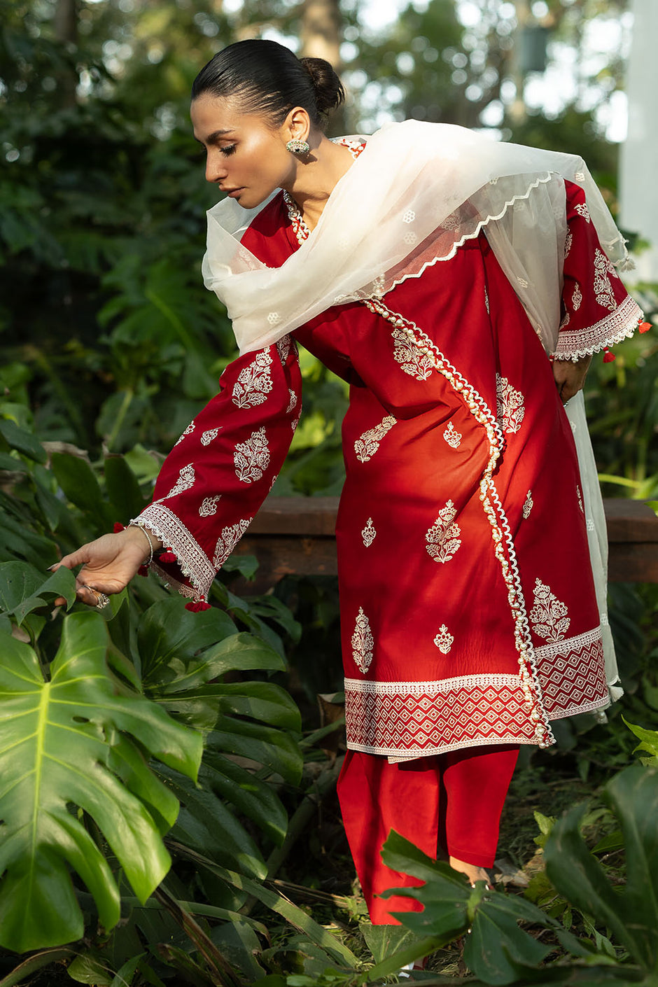 3 Piece Embroidered Lawn Suit with Embroidered Organza Borders and Embroidered Organza Dupatta