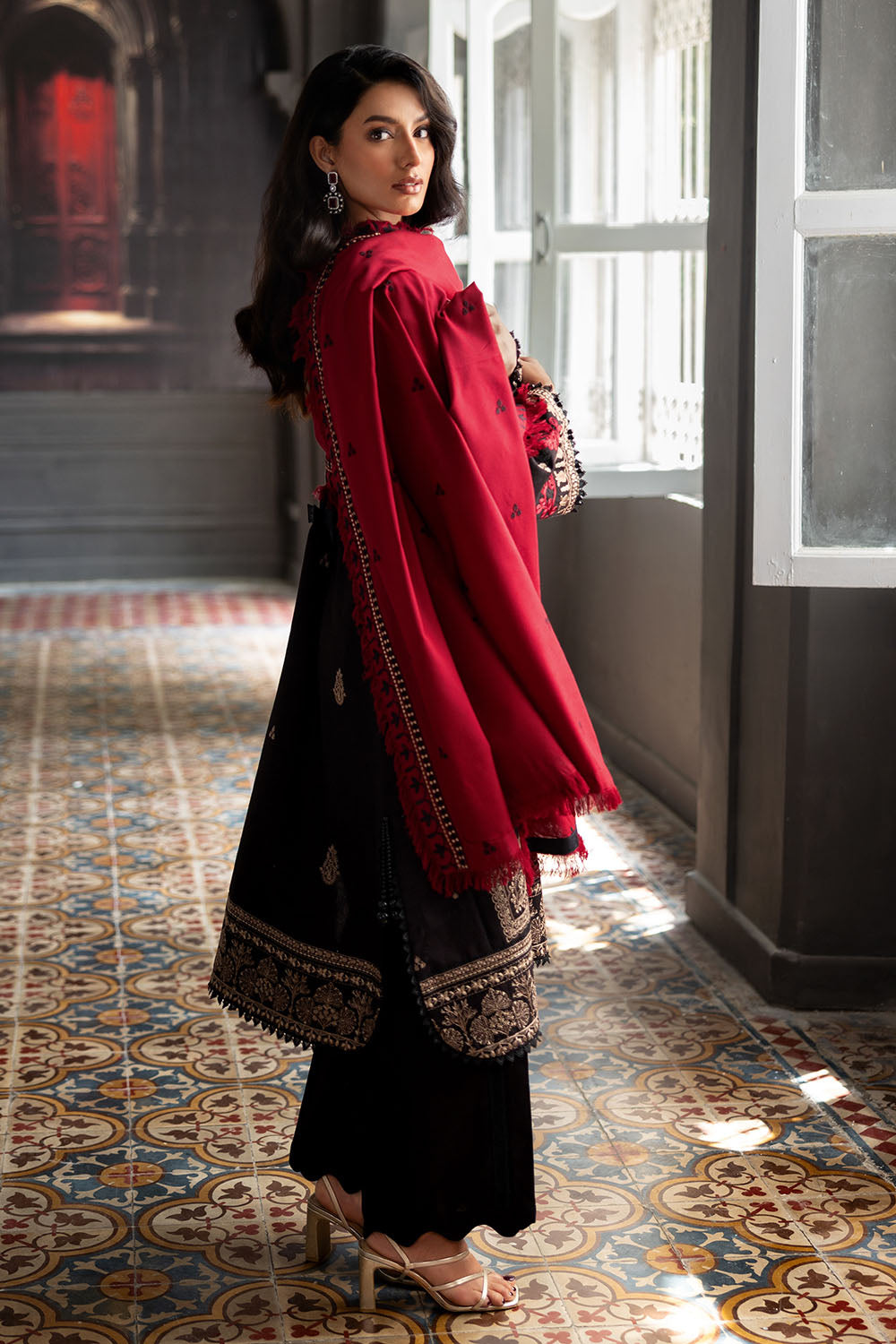 3 Piece Embroidered Khaddar Suit with Pashmina Shawl AP-52013