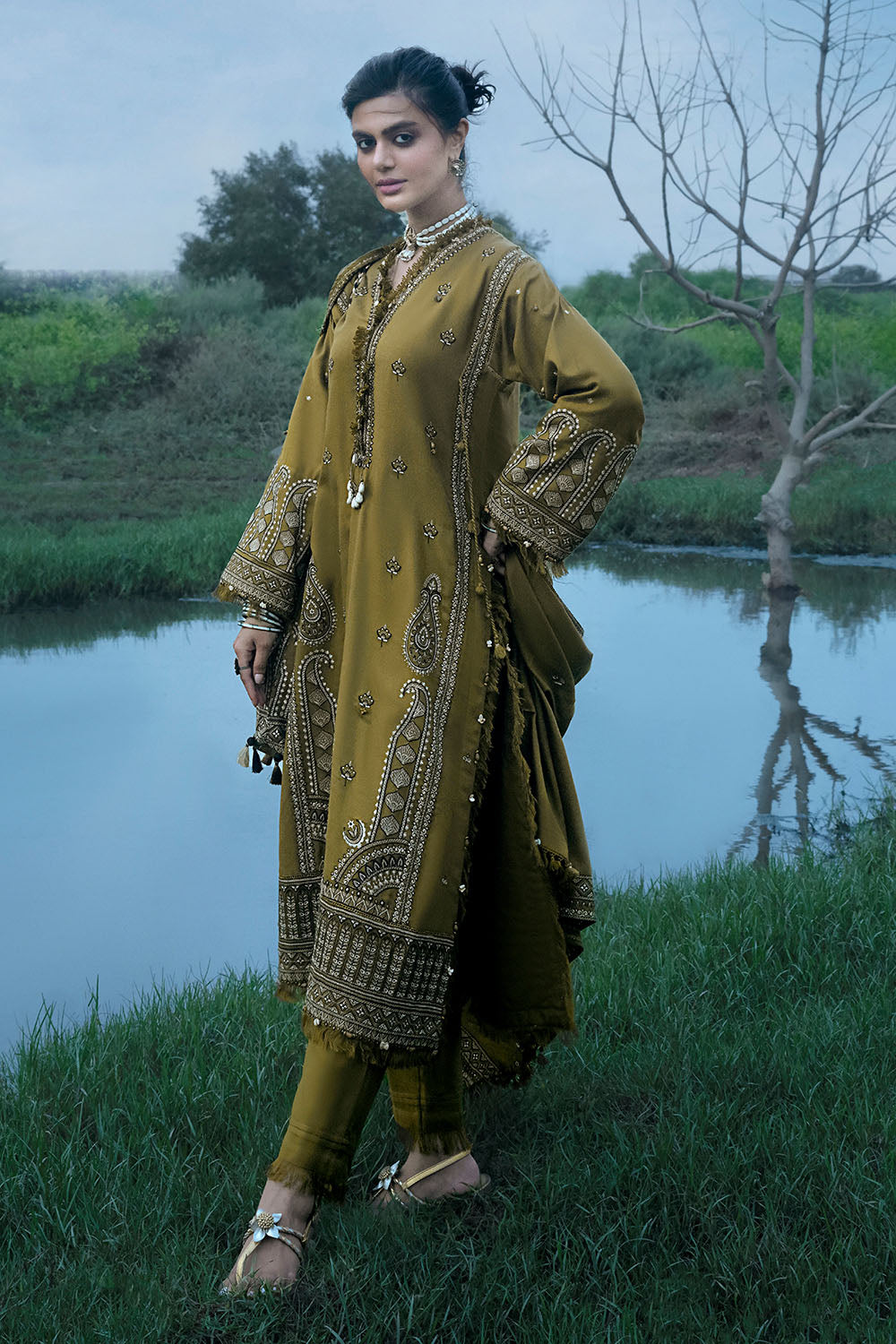 3 Piece Embroidered Pashmina Suit with Embroidered Pashmina Dupatta