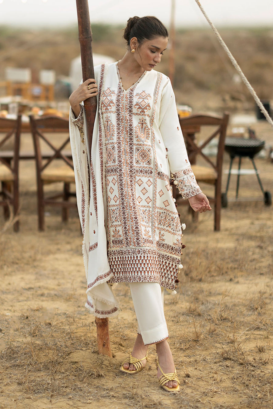 Retail Price: 14,990/-PKR
