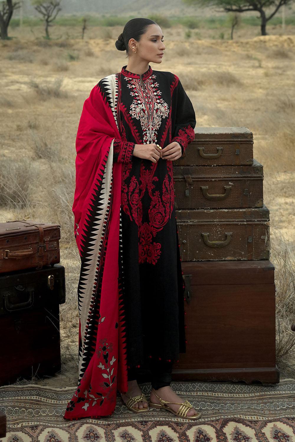 3 Piece Embroidered Khaddar Suit with Embroidered Printed Khaddar Dupatta