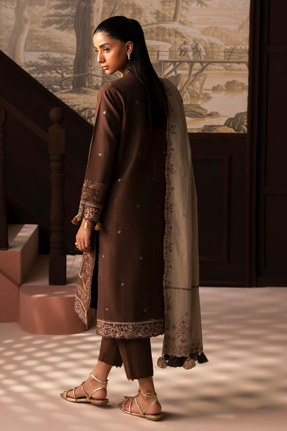 3 Piece Embroidered Textured Cotton Linen Suit