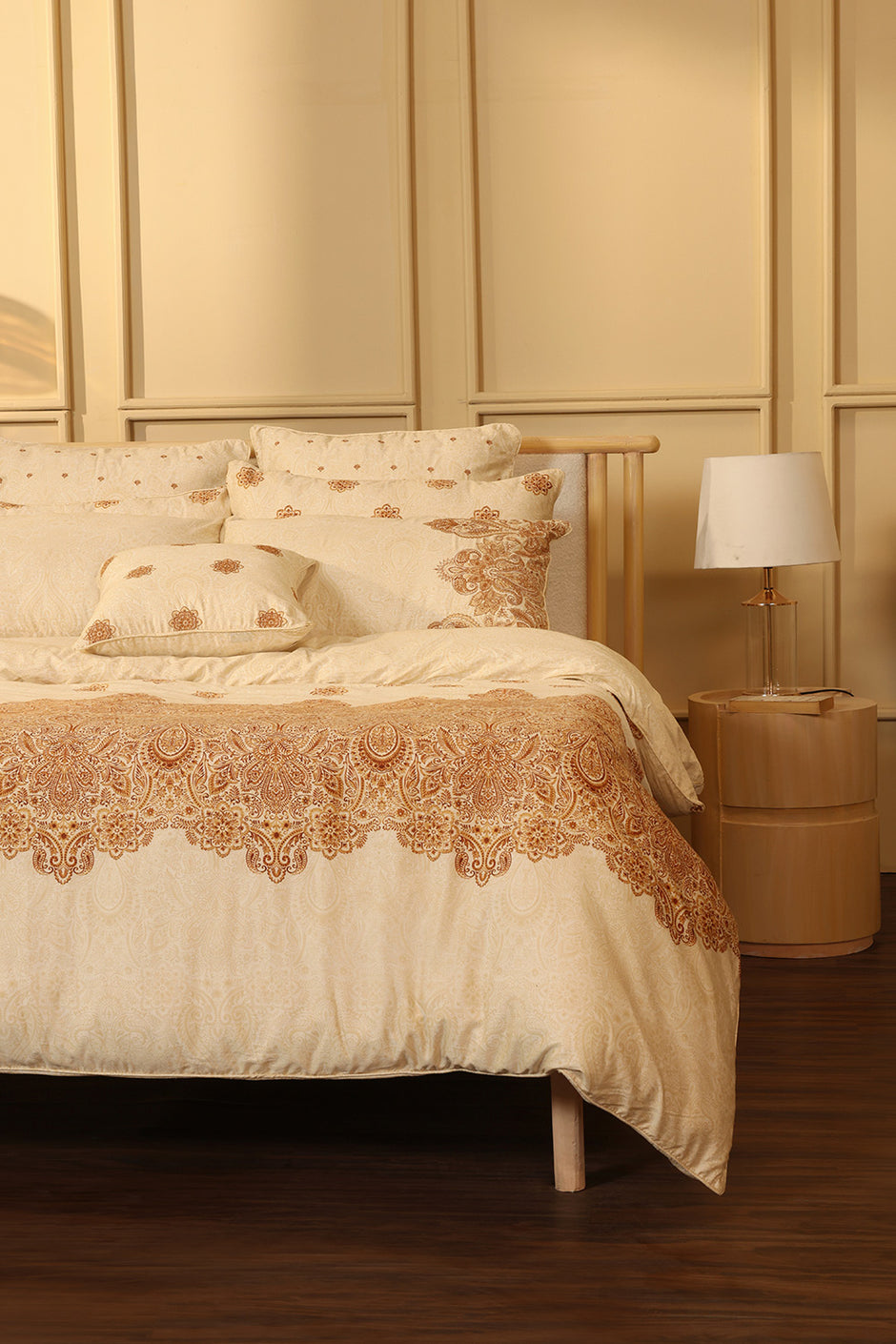 Ethnic Gold T-300 Quilt Cover Set