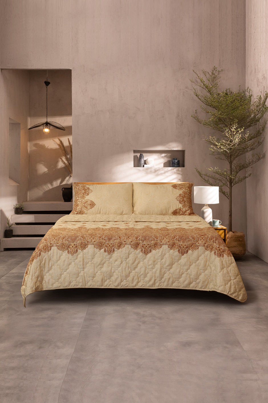 Ethnic Gold T-300 Bed Throw