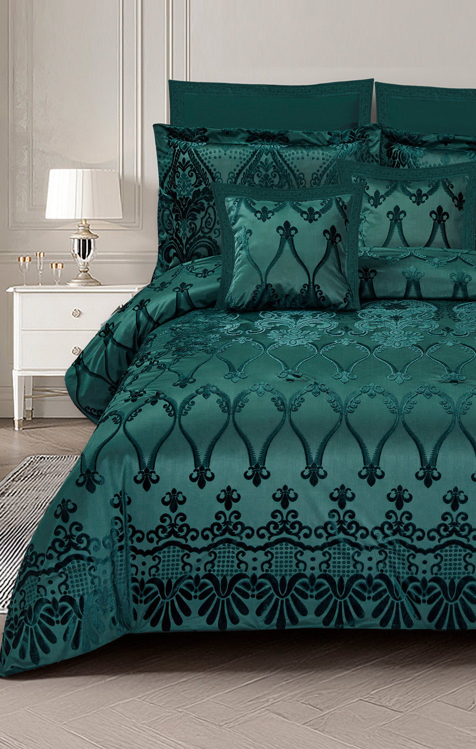 Ever Green Chenille Comforter Set