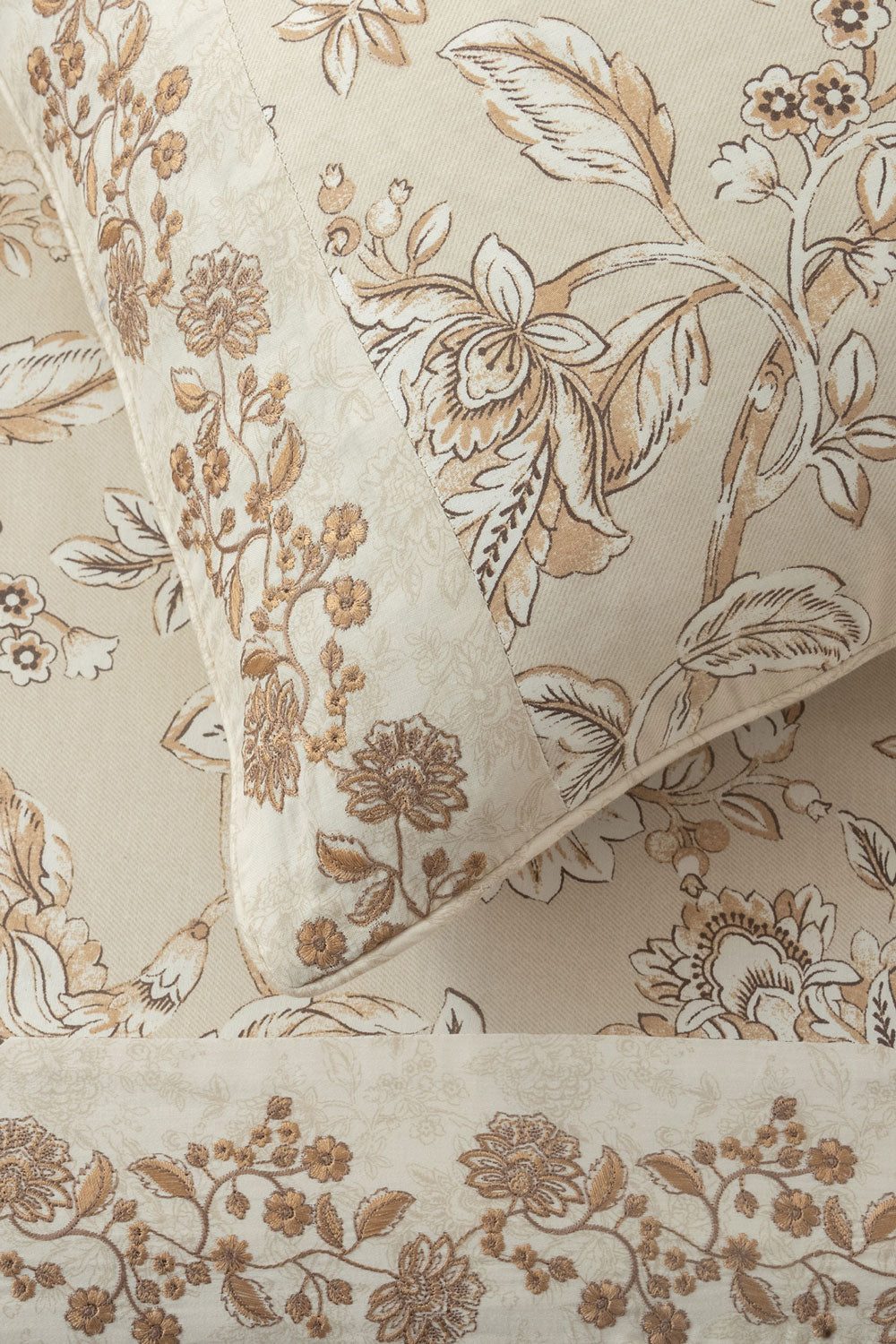 Gardenia Bloom T-200 Quilt Cover Set