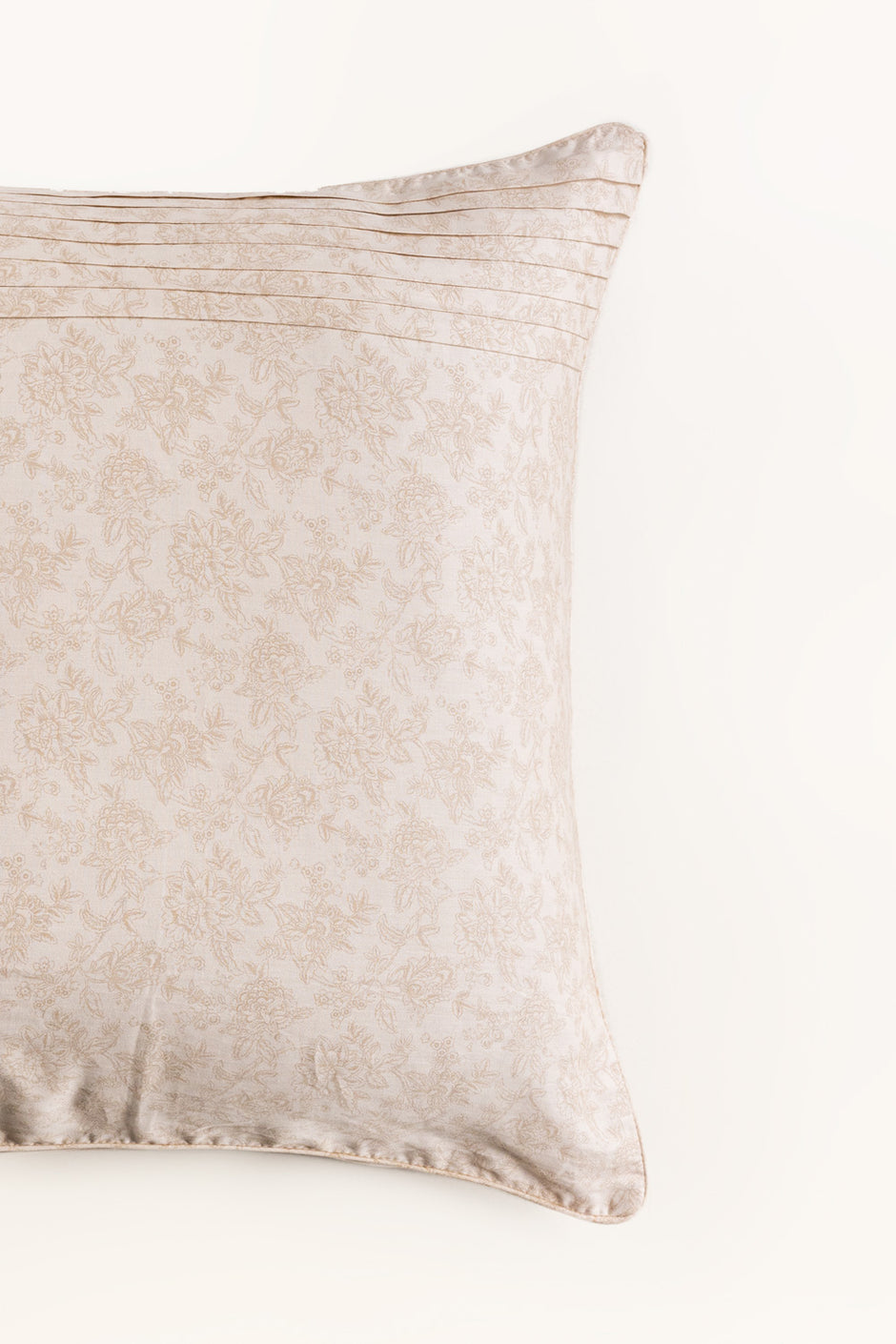 Gardenia Bloom T-200 Euro Sham Cushion Cover