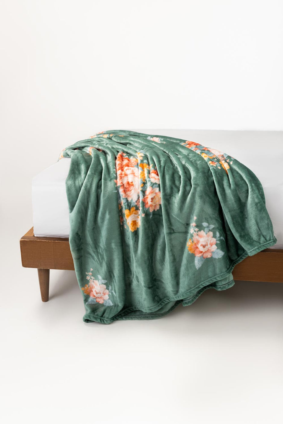 Garland Single Ply Fleece Throw
