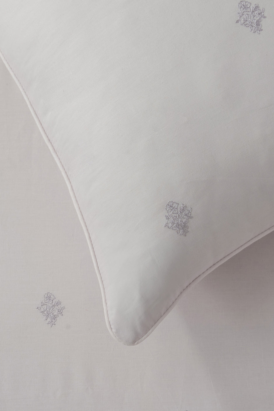 Gray Lilac T-150 Embroidered Bed Sheet Set