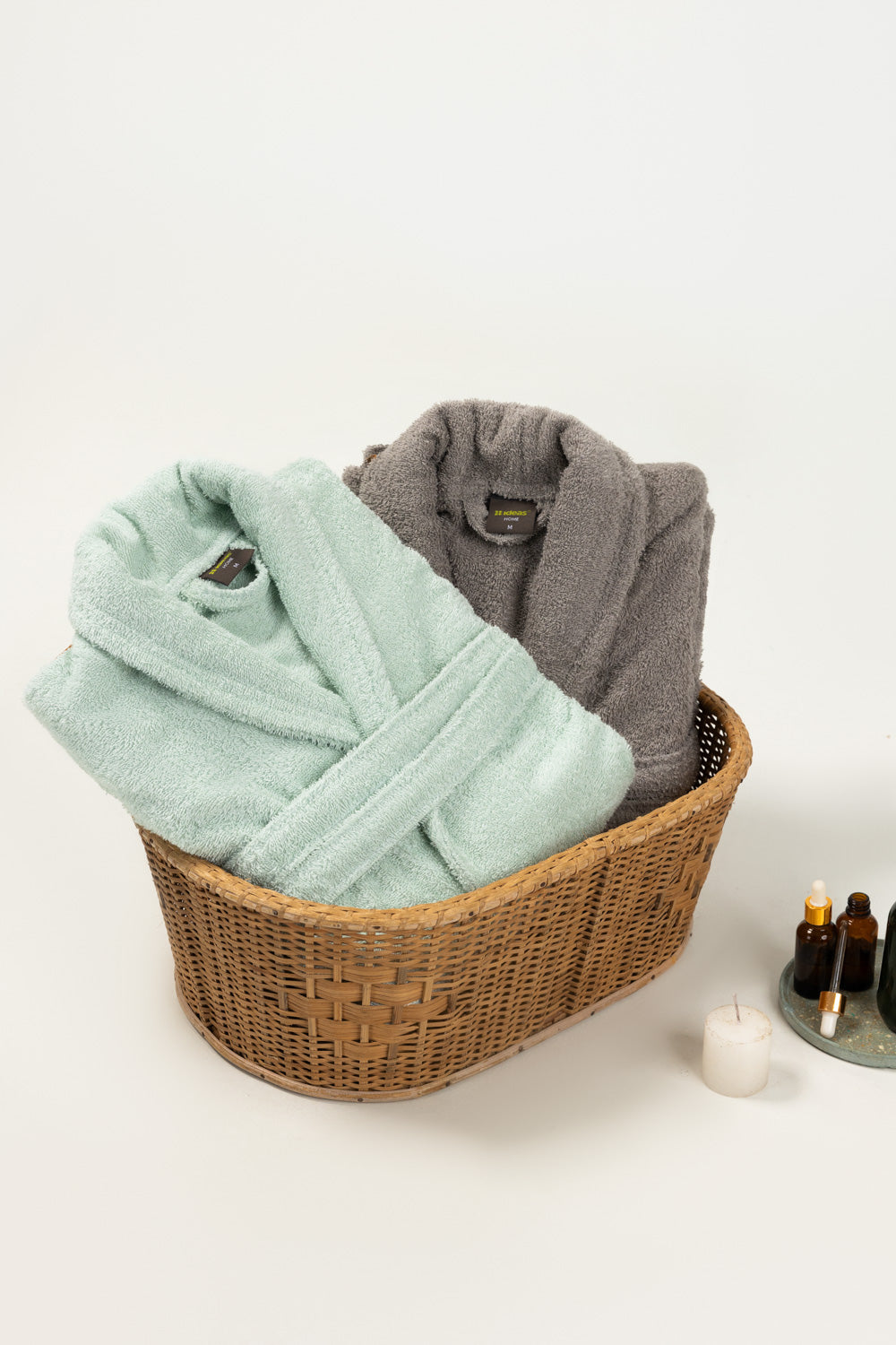Green Sprout Combed Bathrobe