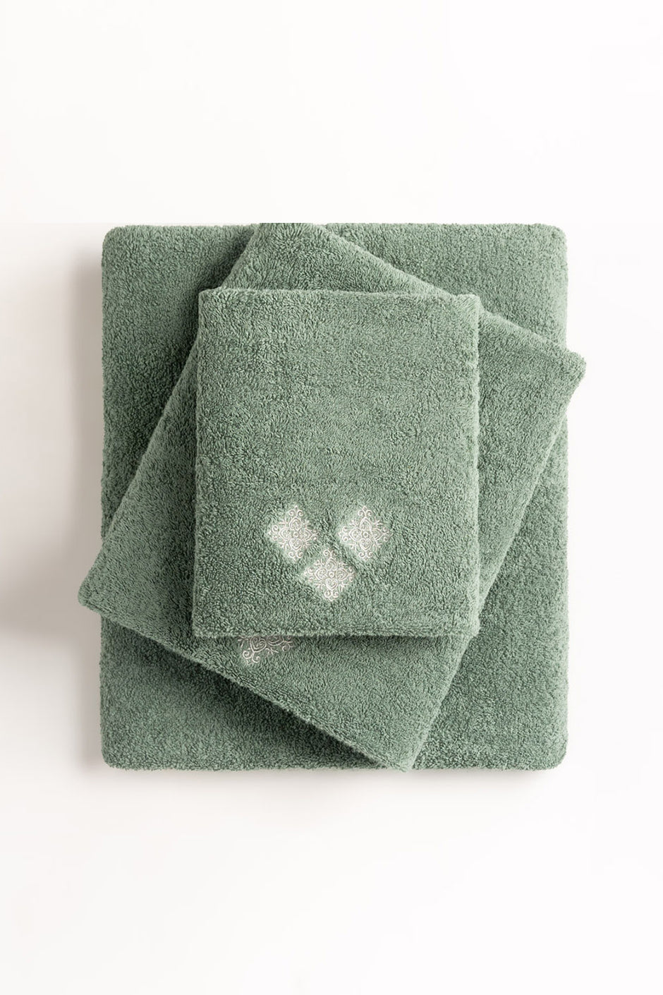 Hedge Green 3 piece Embroidered Towel Set