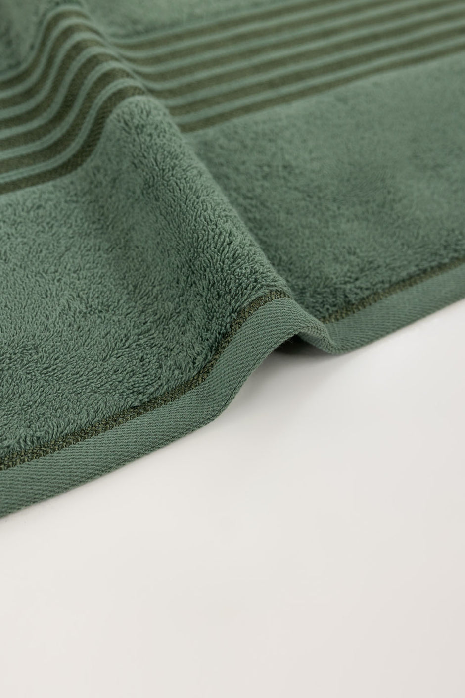 Hedge Green Combed Viscose Towel