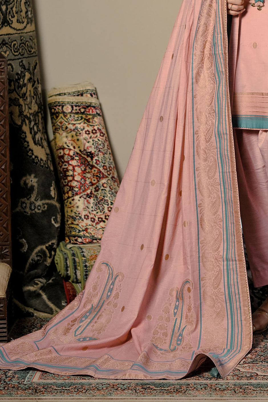 3 Piece Embroidered Jacquard Suit