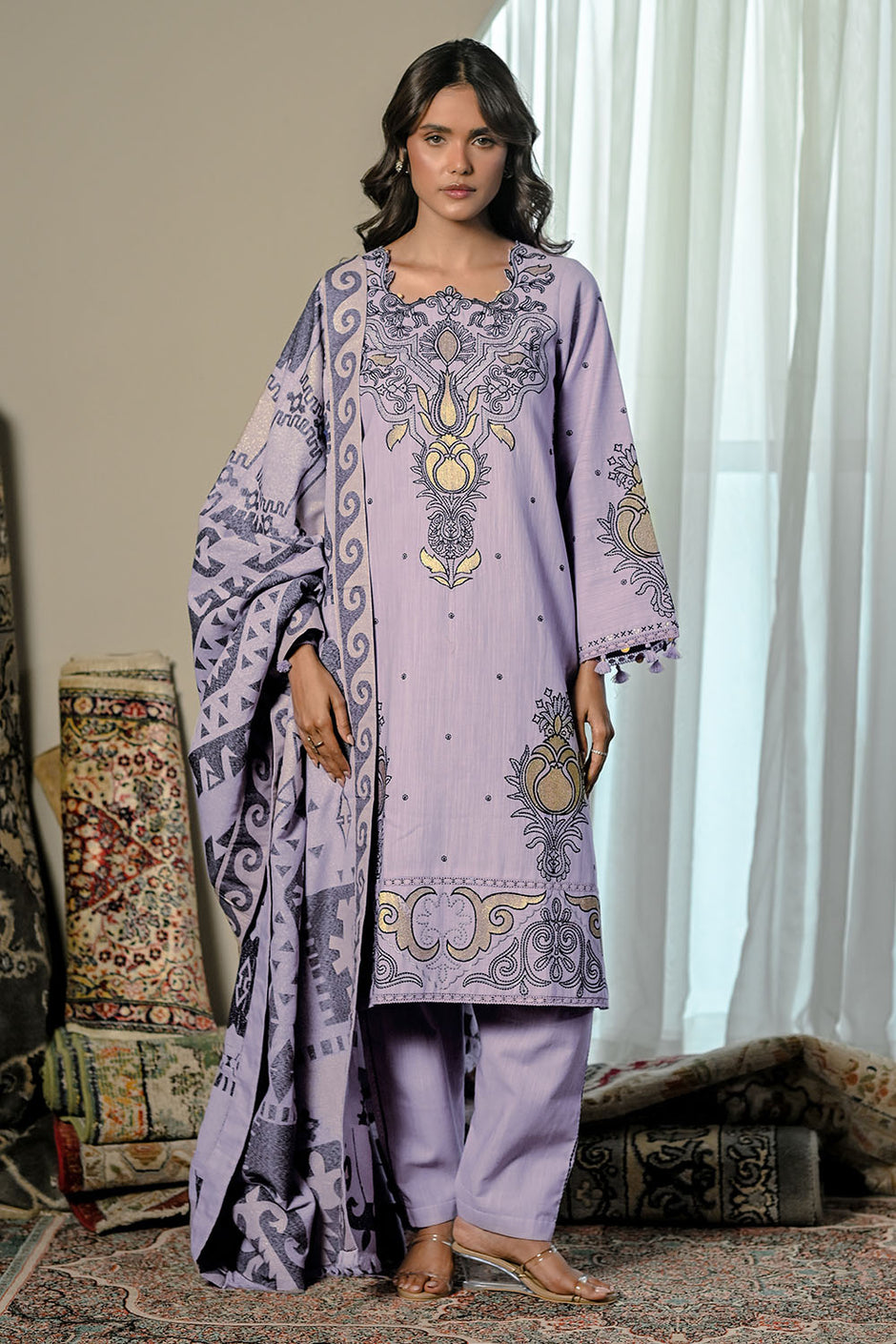 3 Piece Embroidered Khaddar Suit