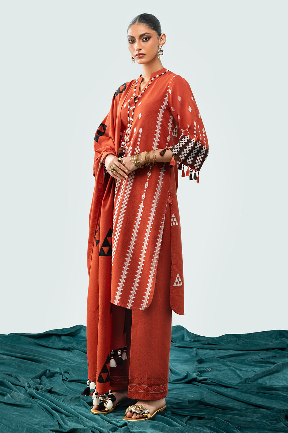 3 Piece Jacquard Suit with Dupatta
