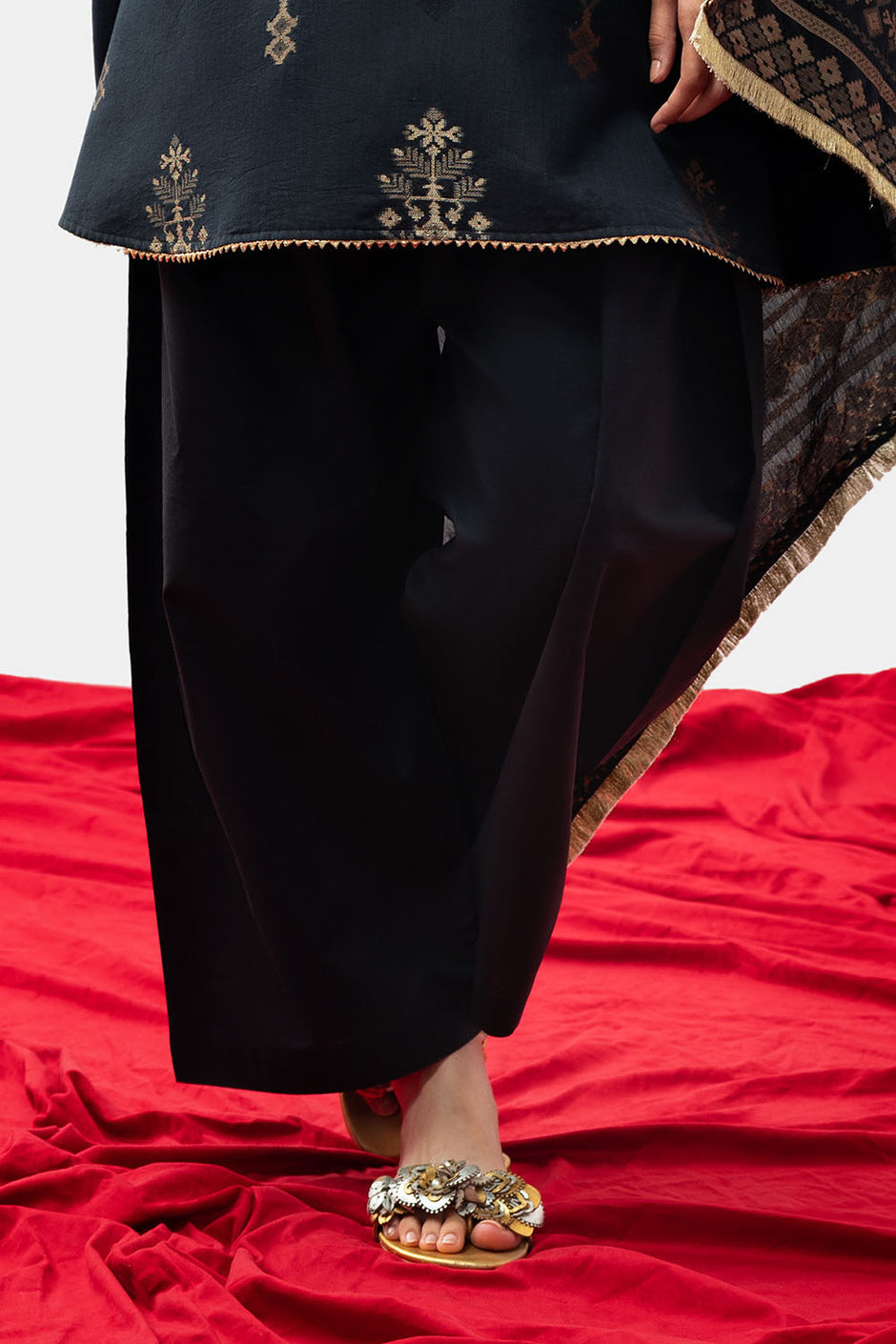 3 Piece Jacquard Suit with Dupatta