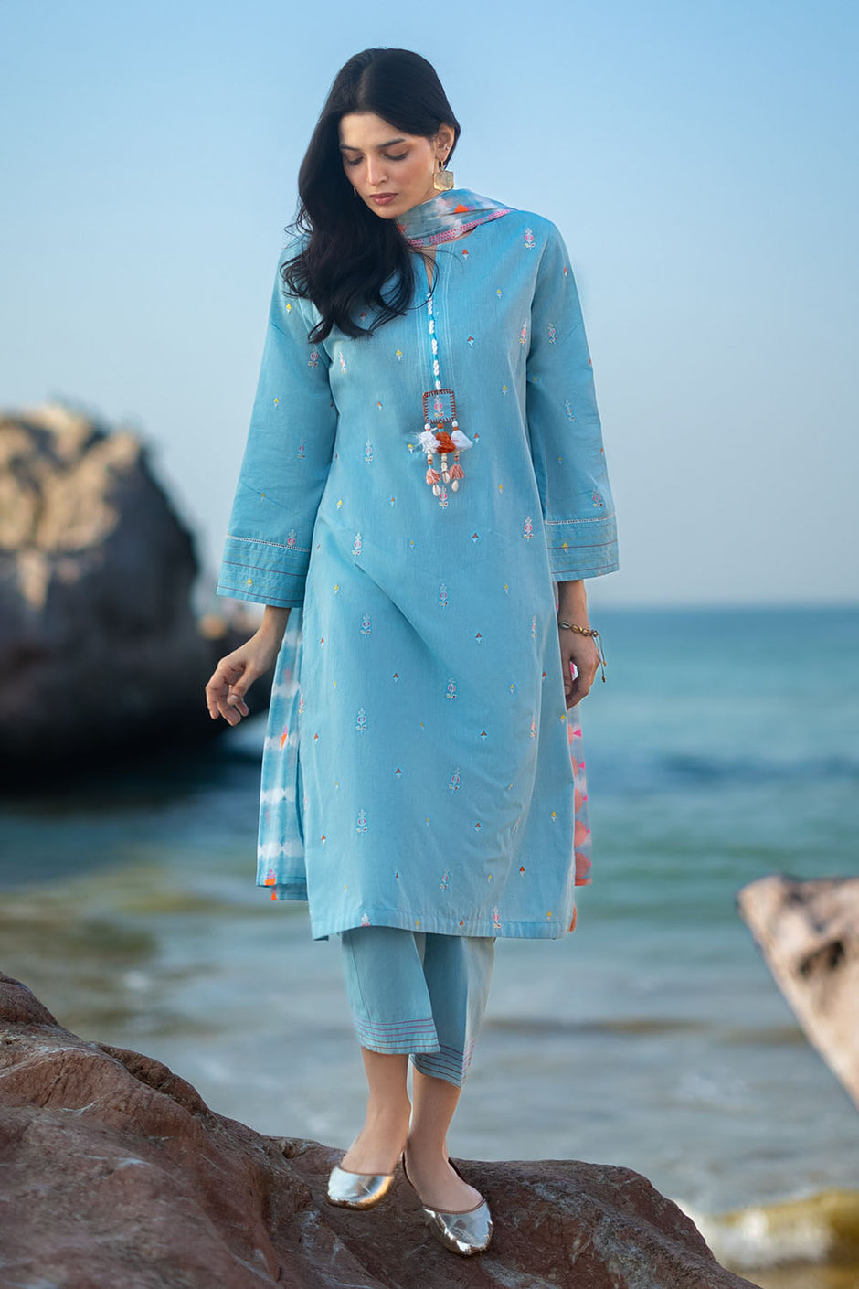 3 Piece Embroidered Yarn Dyed Jacquard Suit with Lacquer Printed Jacquard Dupatta