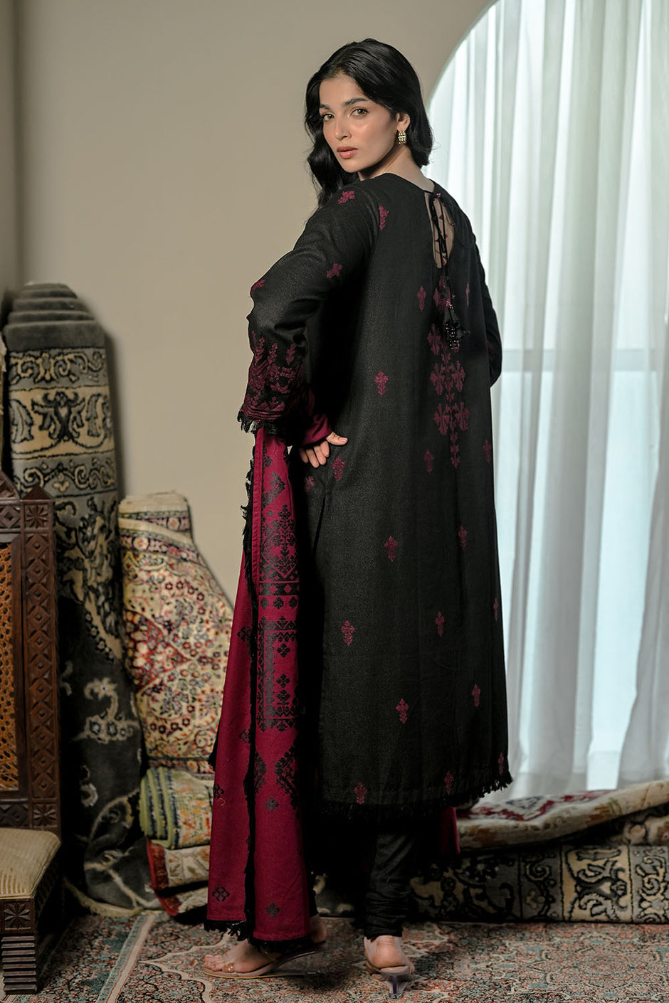 3 Piece Karandi Velvet Jacquard Suit