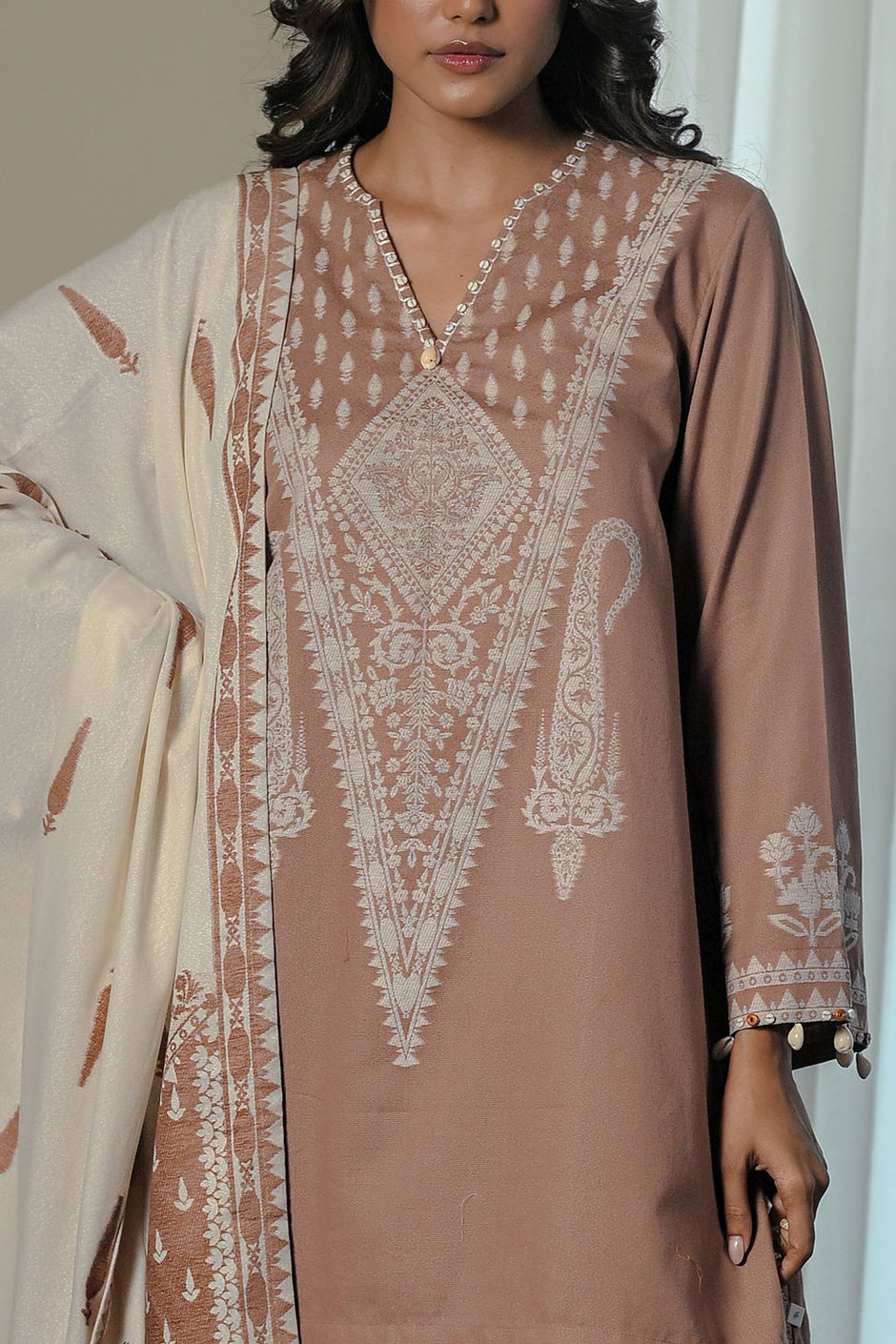3 Piece Karandi Velvet Jacquard Suit