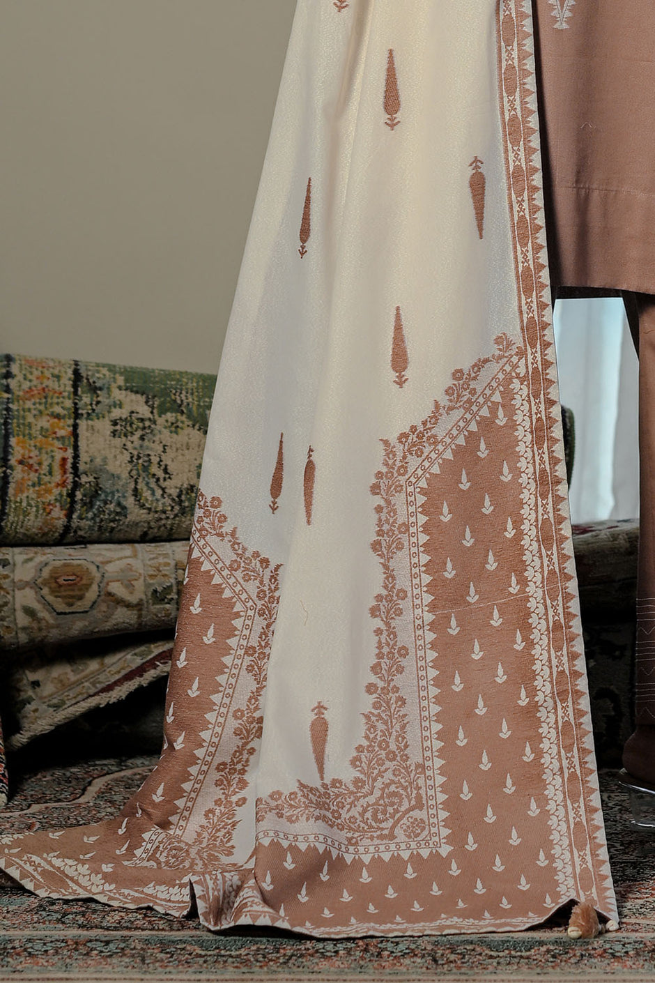 3 Piece Karandi Velvet Jacquard Suit