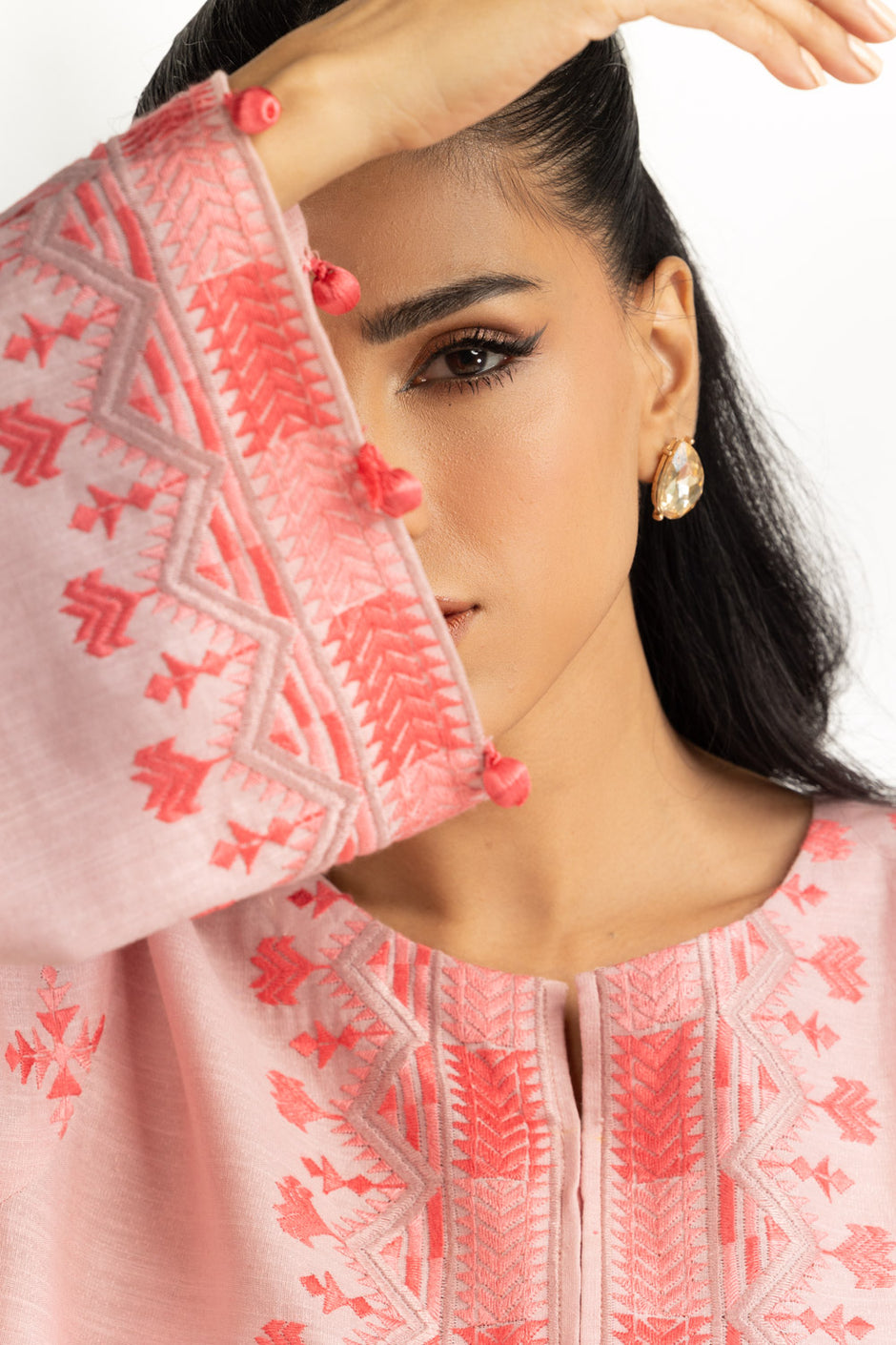 Karandi Embroidered Co-Ord Set Ipst-55070