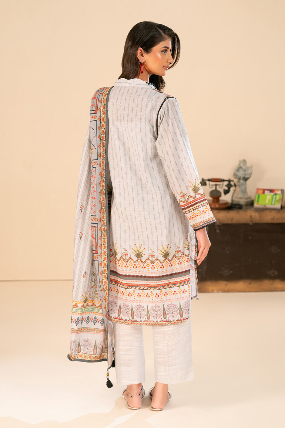 3 Piece Printed Khaddar Suit with Dupatta