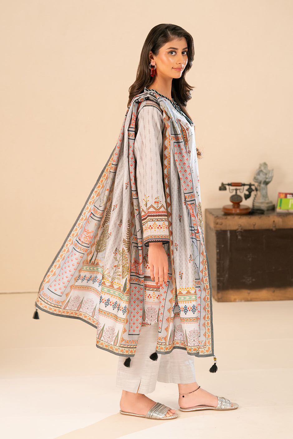 3 Piece Printed Khaddar Suit with Dupatta