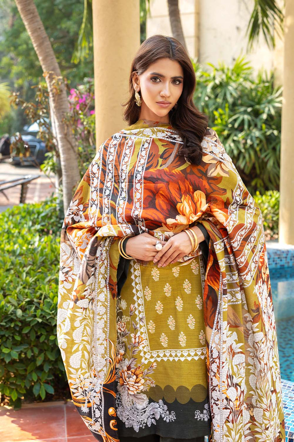 3 Piece Printed Khaddar Suit