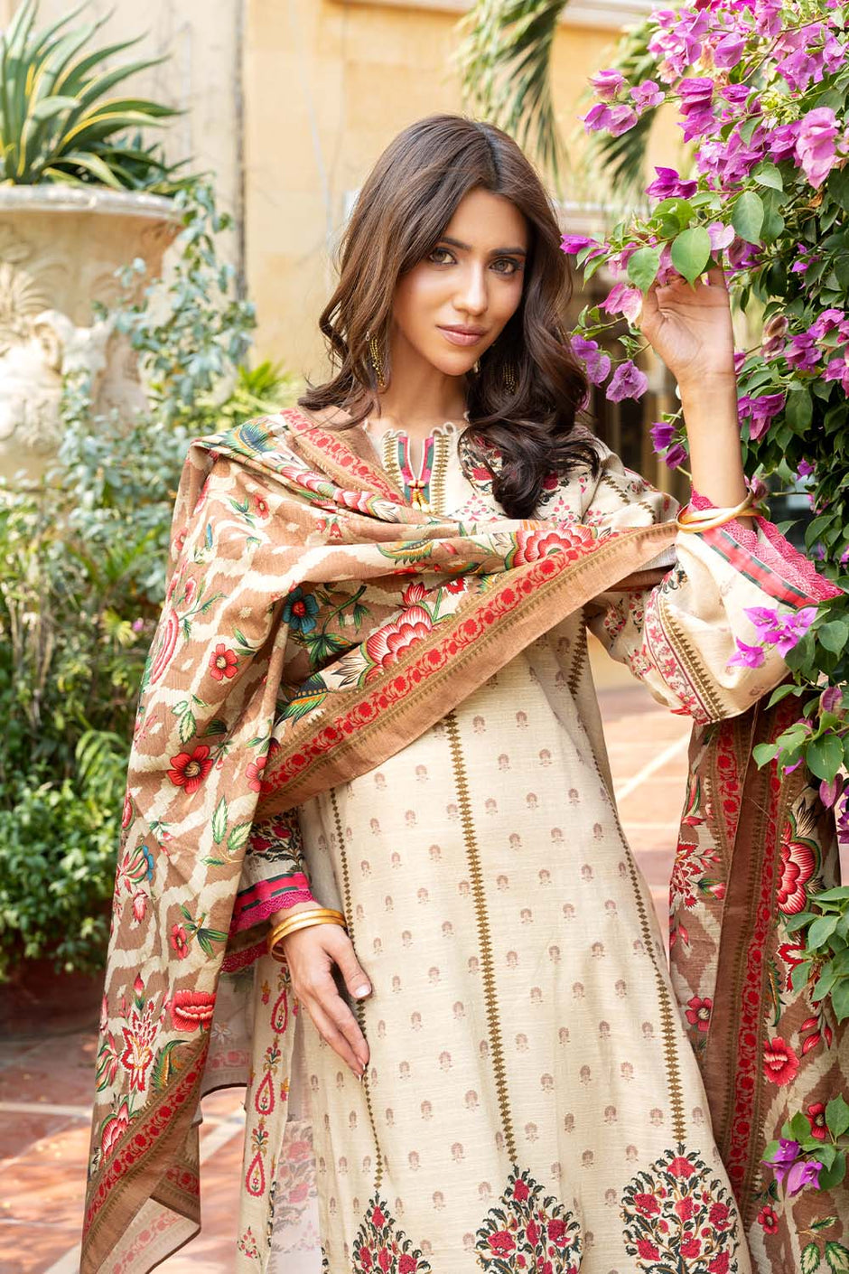 3 Piece Printed Khaddar Suit