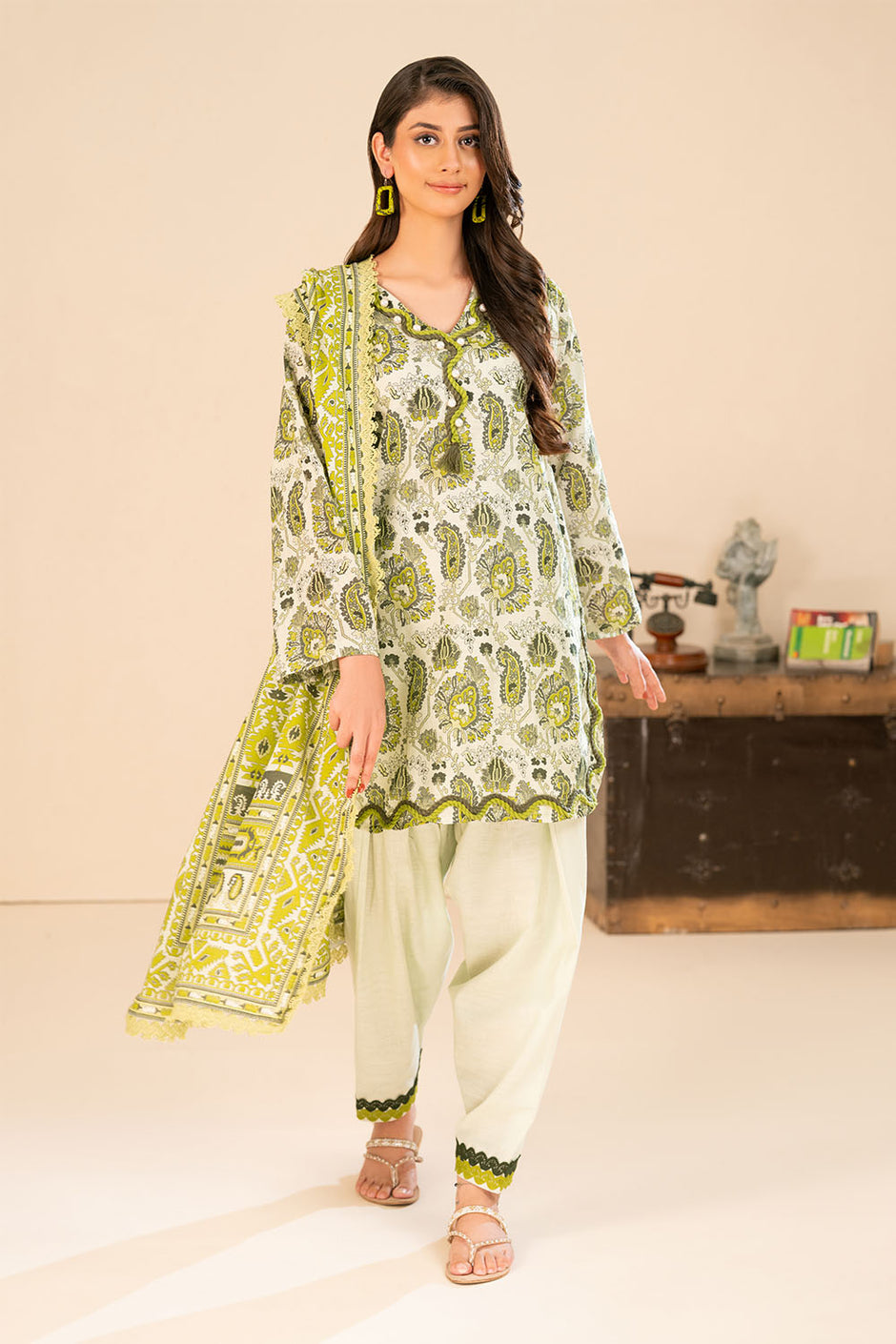 3 Piece Printed Khaddar Suit with Dupatta