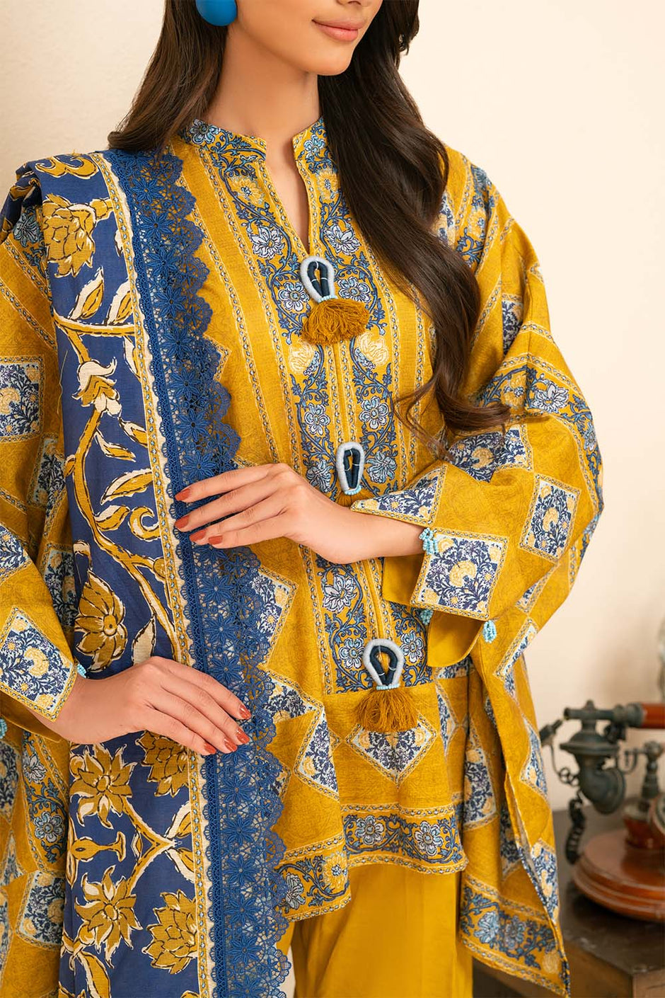 3 Piece Printed Khaddar Suit with Dupatta