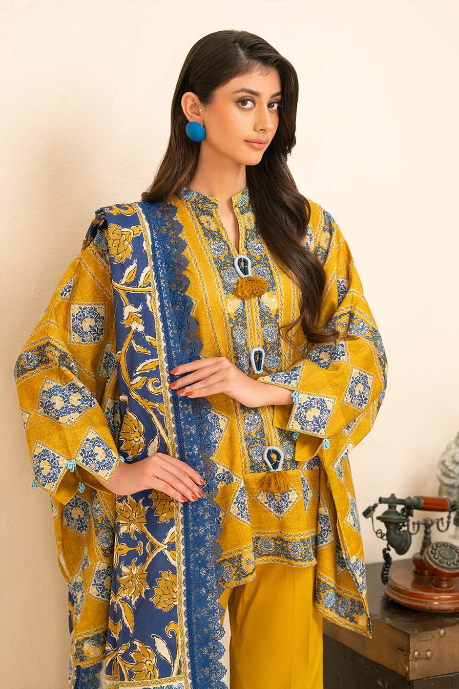 3 Piece Printed Khaddar Suit with Dupatta