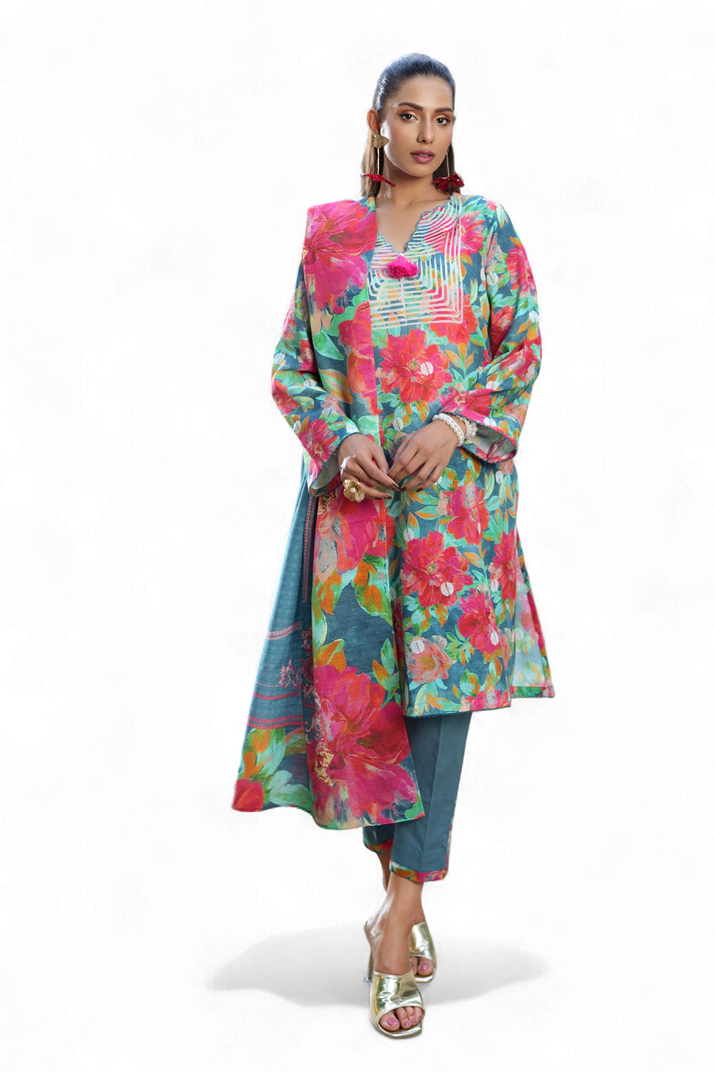 3 Piece Printed Khaddar Suit