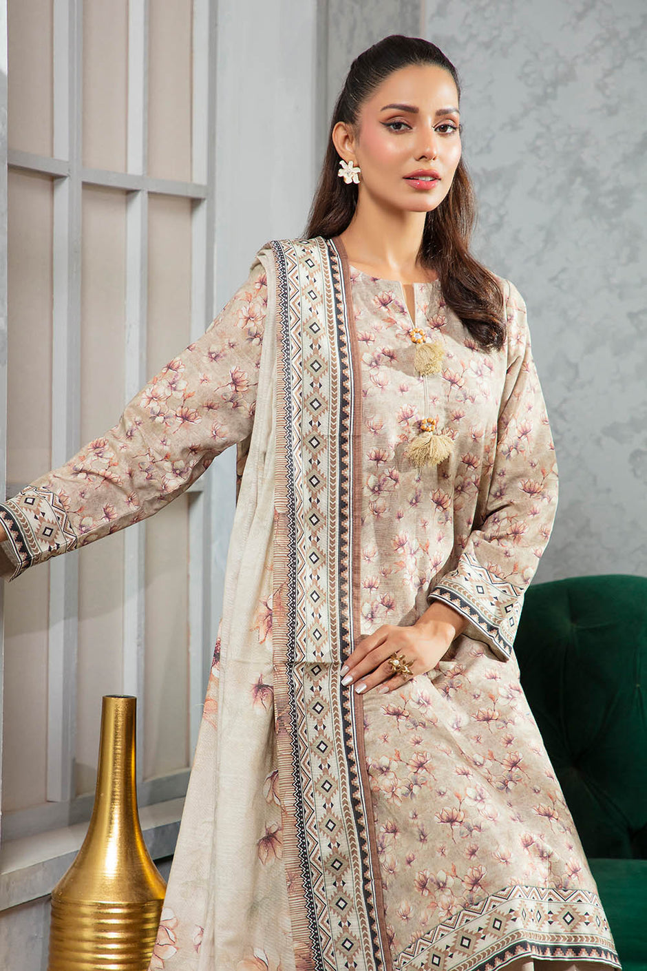3 Piece Khaddar Suit with Dupatta