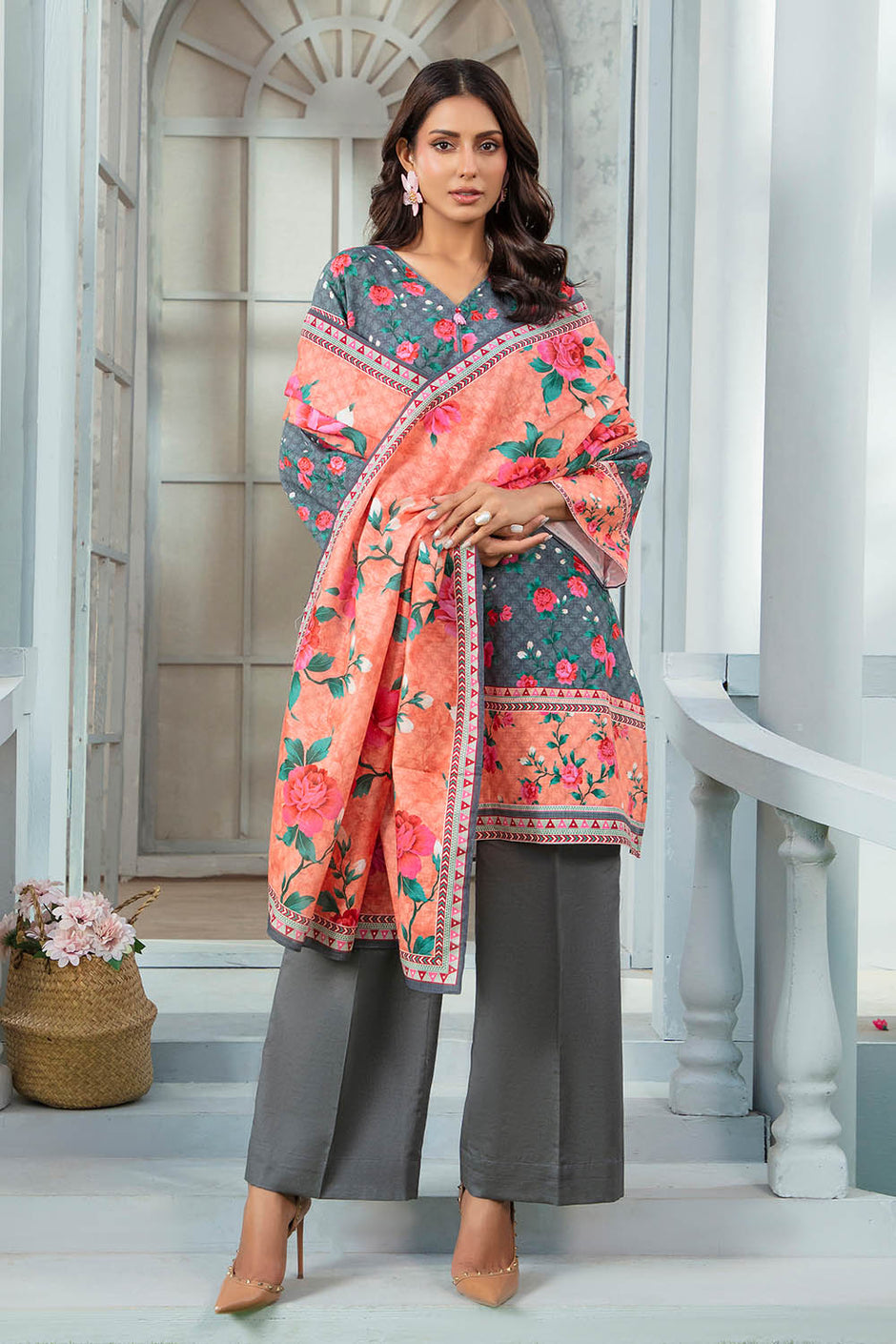 3 Piece Khaddar Suit with Dupatta