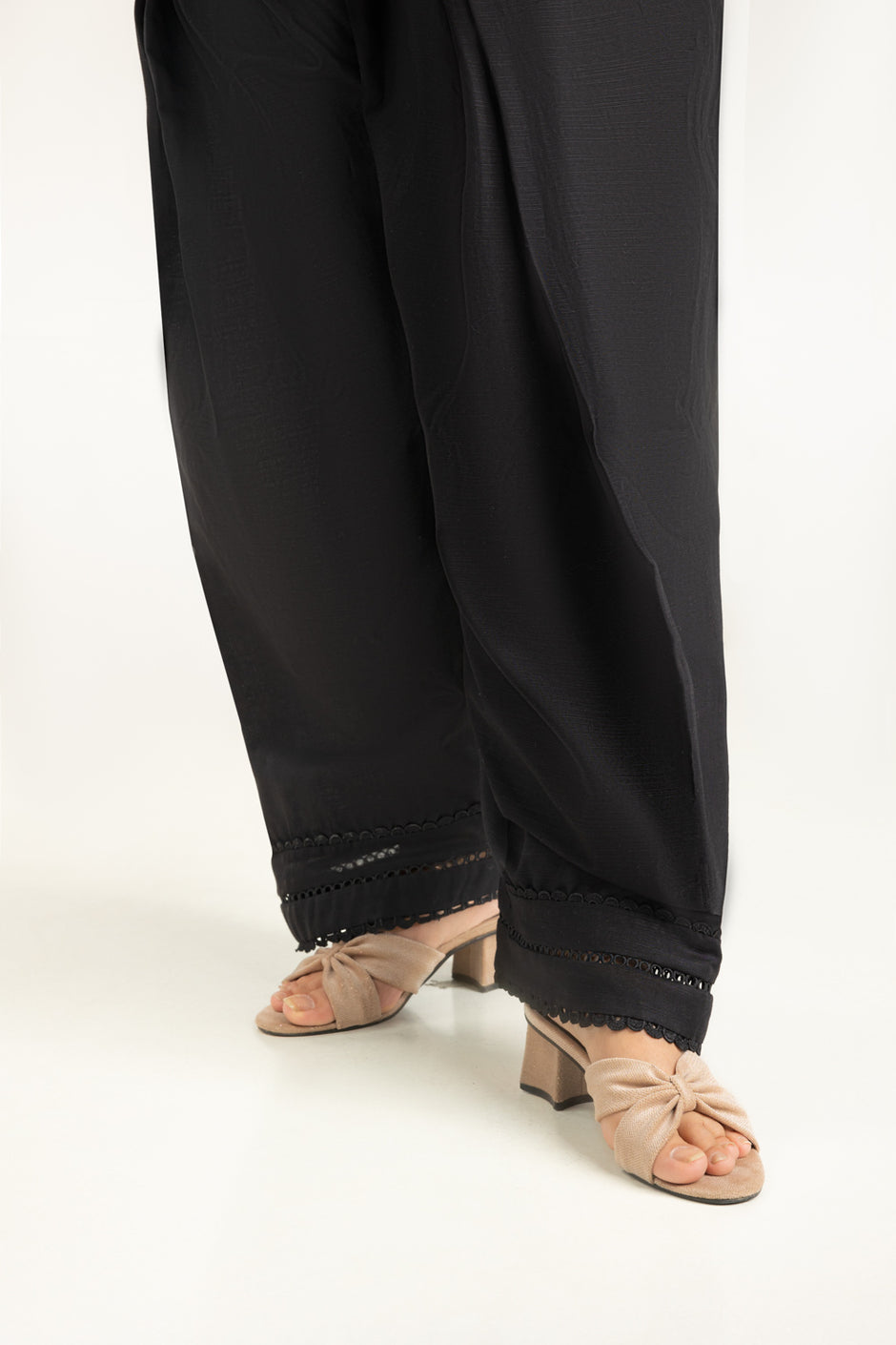 Khaddar Dyed Trouser IPT-55348