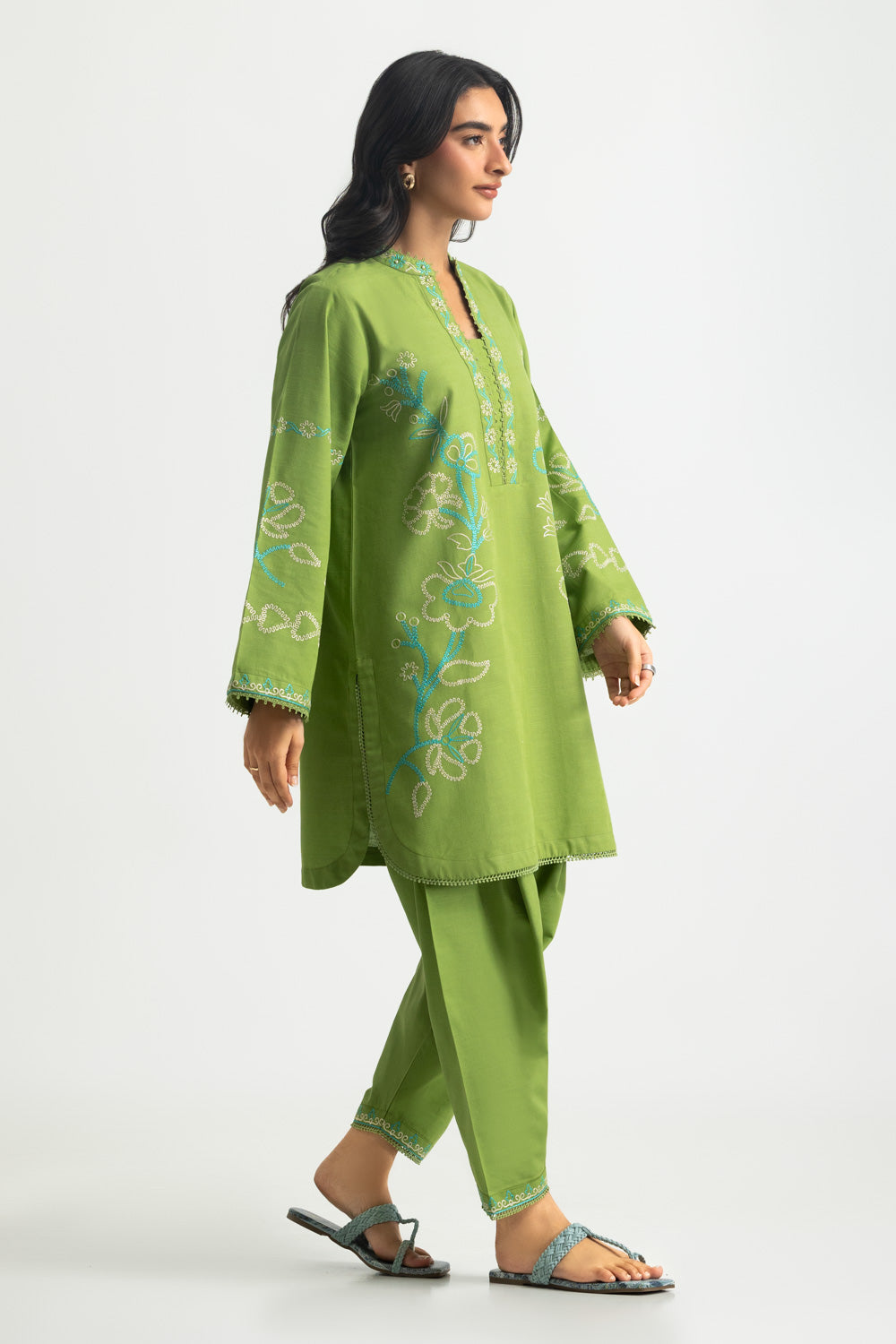 Khaddar Embroidered Co-Ord Set
