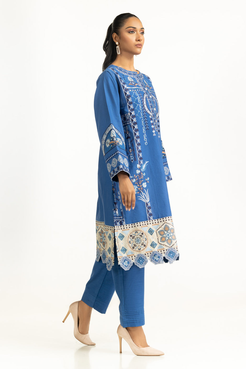 Khaddar Embroidered Co-Ord Set
