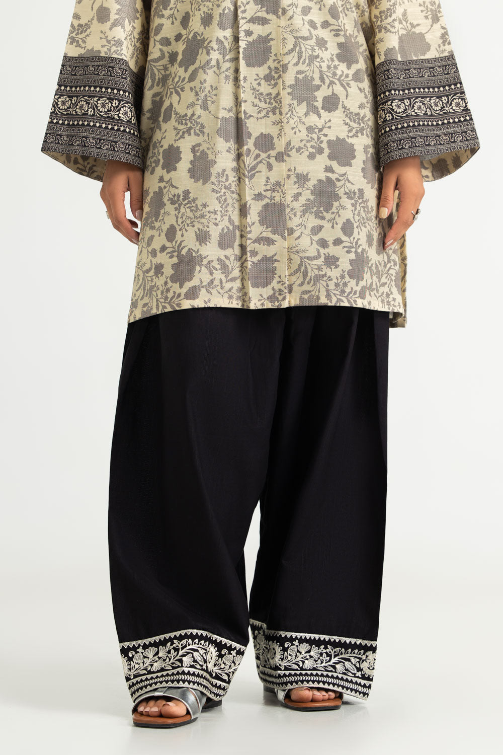Khaddar Slub Block Printed Co-Ord With Embroidered