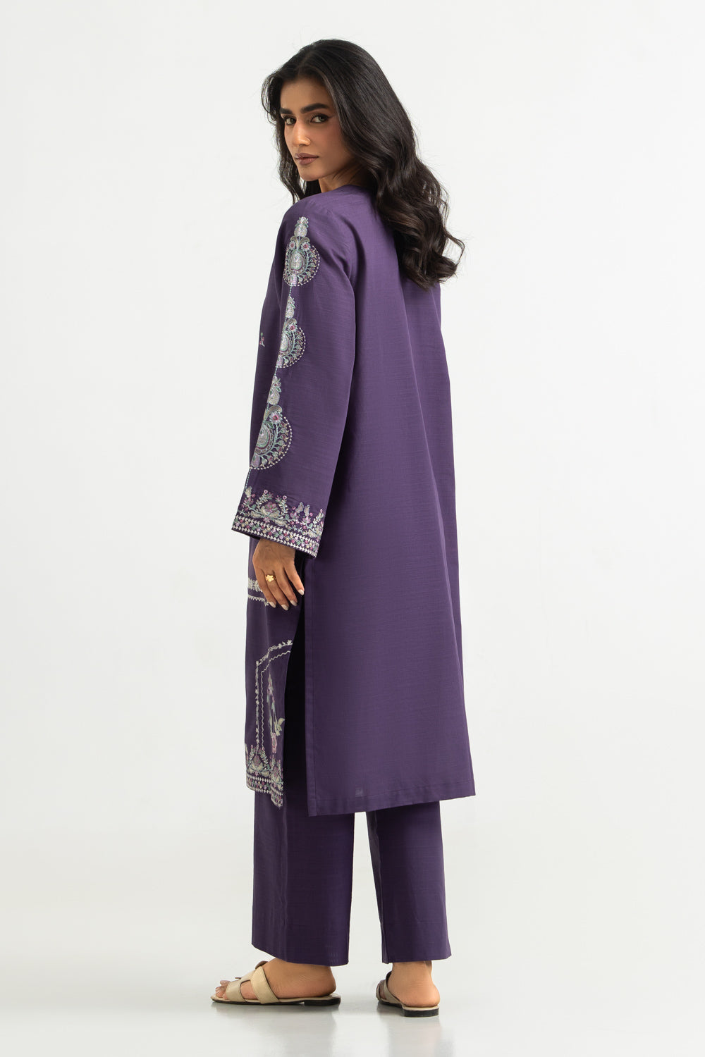 Khaddar Slub Embroidered Co-Ord Set