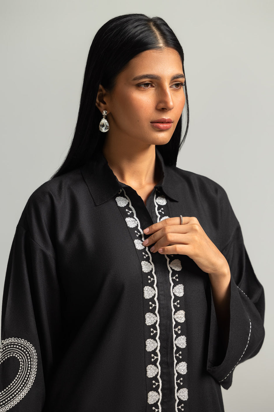 Khaddar Slub Embroidered Co-Ord Set