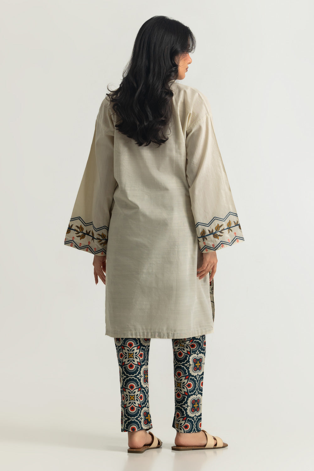 Khaddar Slub Printed Co-Ord Set Embroidered